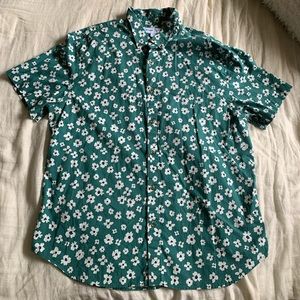 Old Navy floral print button front shirt for men.